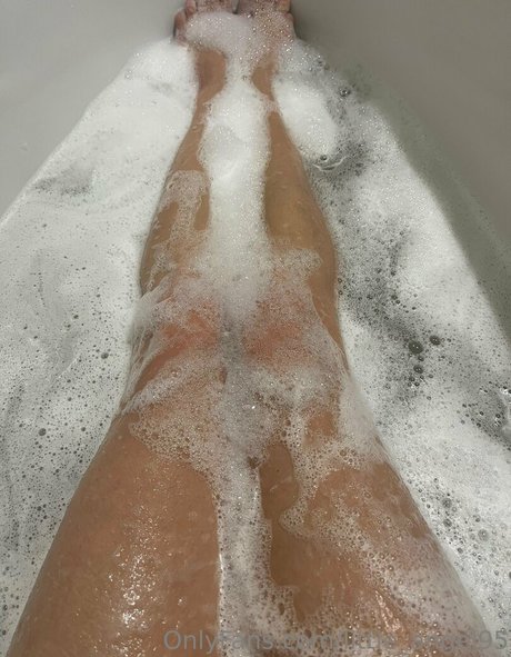 little angel95 naked pornstar images