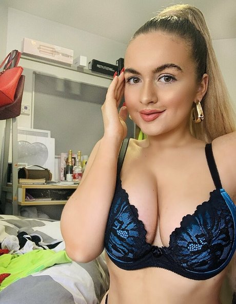 cezel erotic star images