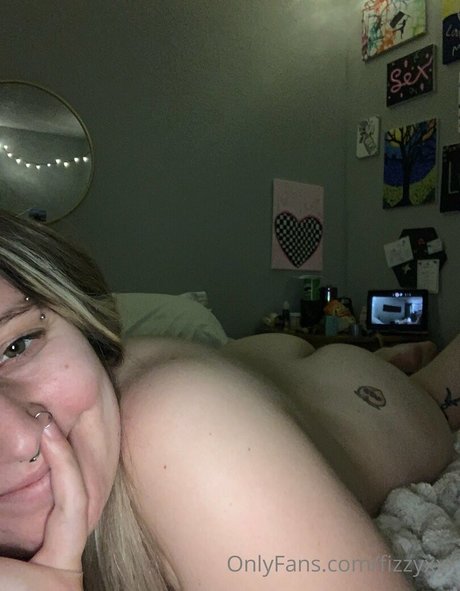 fizzyxxx model adult gallery