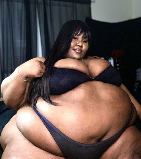 ssbbwerotika star pretty photo