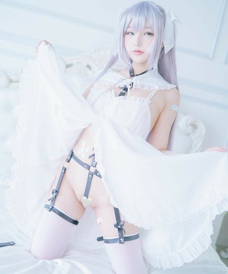 hanariv3v erotic model pics