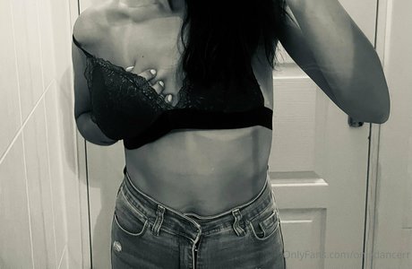 onlydancerr sex pornstar pics