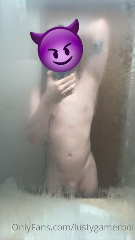lustygamerboi exclusive model gallery