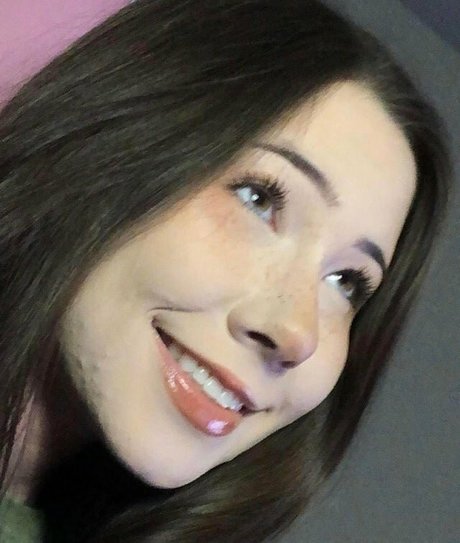 boobs selfie onlyfans pornos images