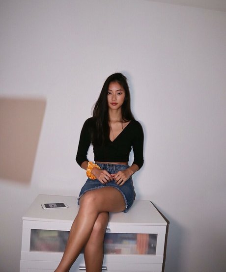 thuvnn exclusive model pics