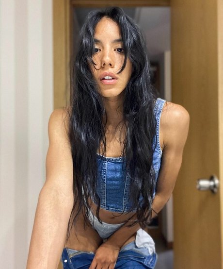 abiee pornstar exclusive pics