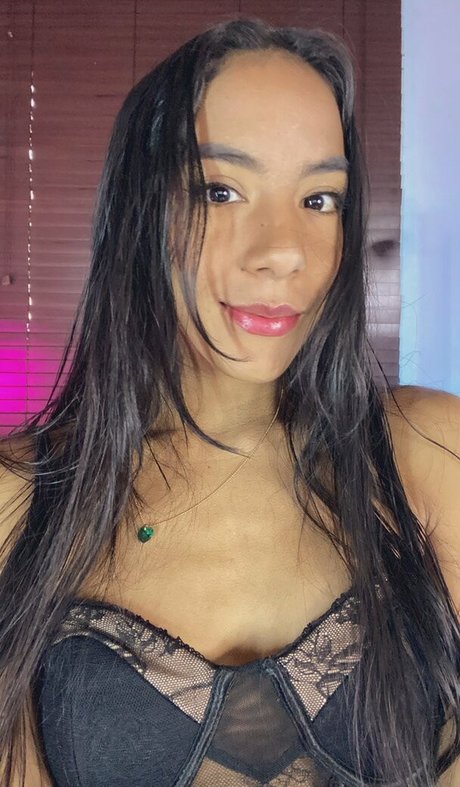 abiee nude model pictures