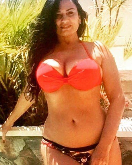 Angela Cavagna nice model archive