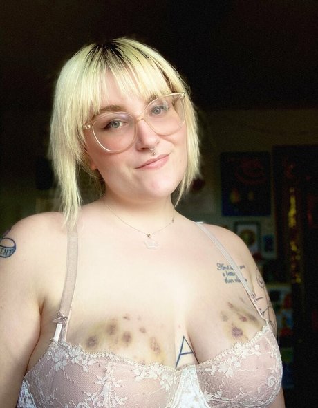 big tits xxx onlyfans free naked photos