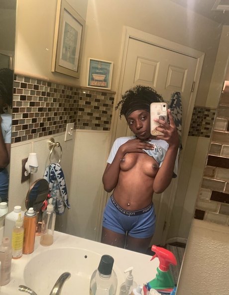 lovelykaybaby model sexy img