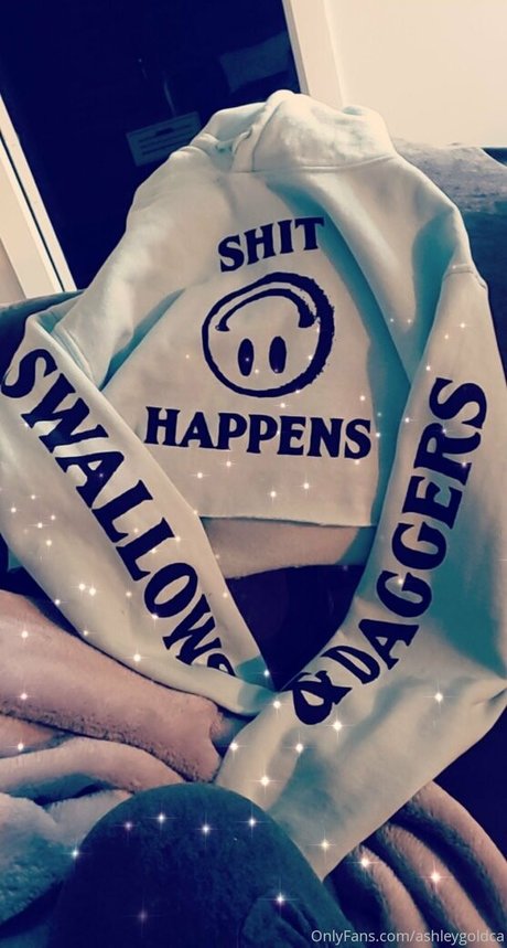 ashleygoldca nude pornstar image