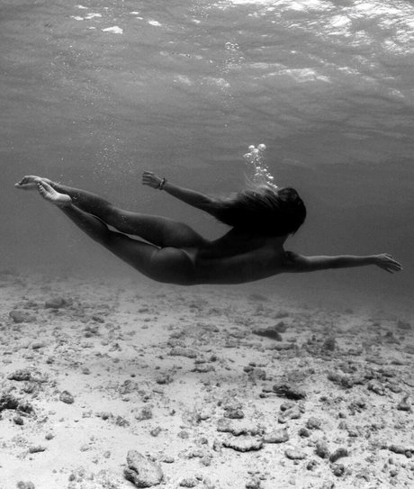 Mollykirky model high quality photos