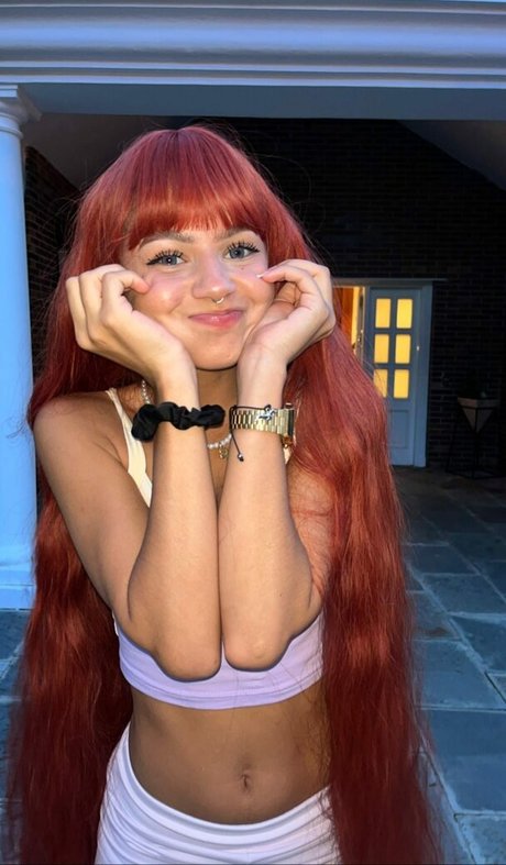 Larissa Kimberly pornographic model galleries