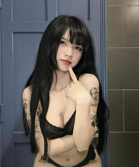 sorrylylyy pornstar xxx pic