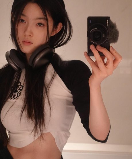 curvy muscle onlyfans beautiful xxx pic