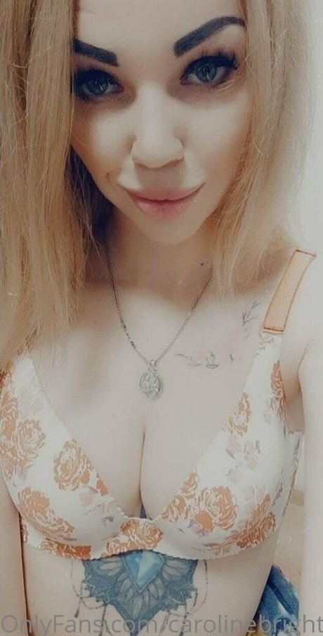 carolinebright star hd photo