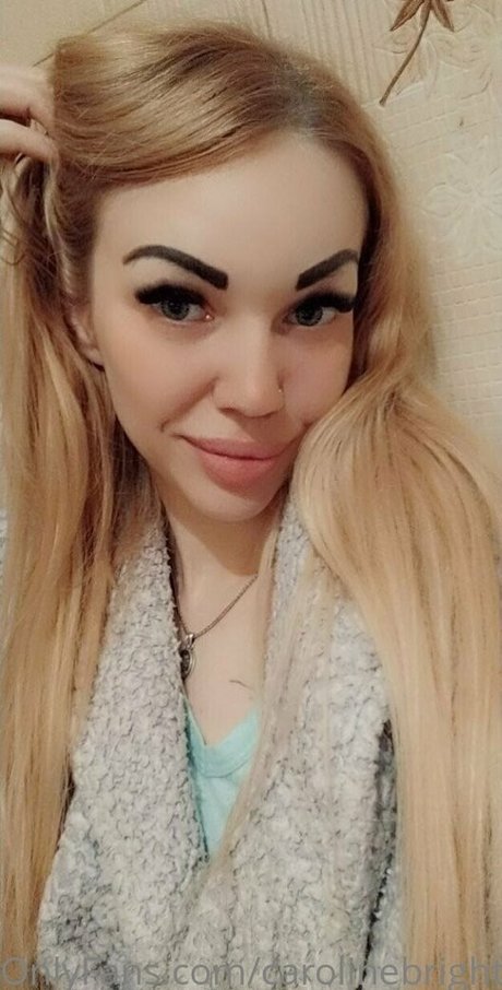 carolinebright adult actress photos