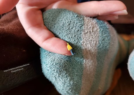 toepazfeetures exclusive pornstar img