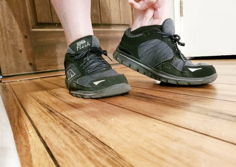 toepazfeetures high quality actress pic