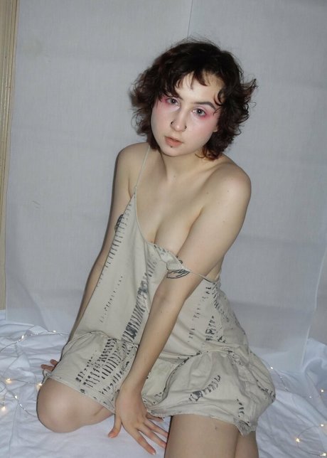 solveigkitty exclusive star image