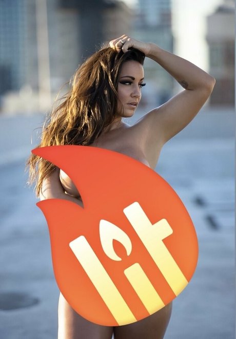 courtneyltilliavip nice pornstar pictures