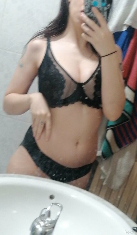 yoko foxy pretty pornstar galleries