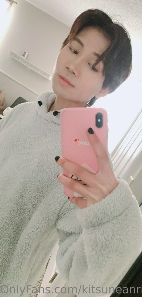 kitsuneanwi model xxx img