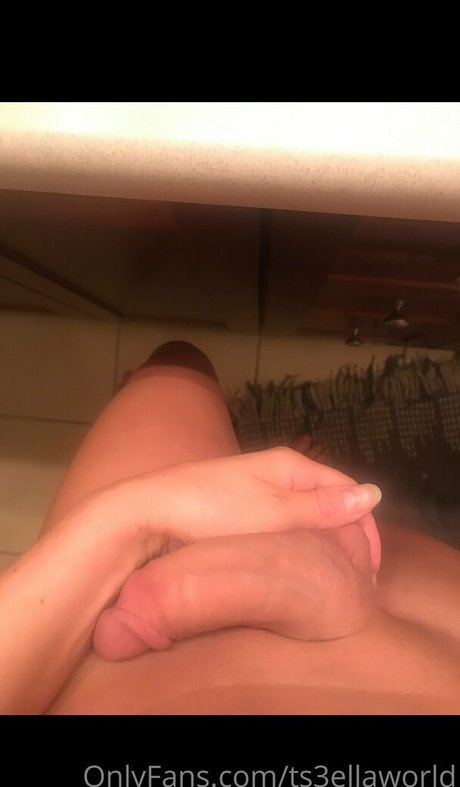 ts3ellaworld nudes actress picture