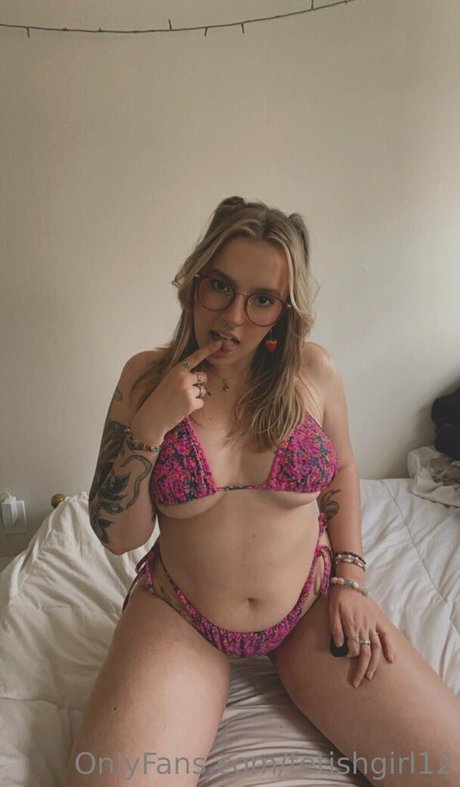 Fetishgirl12 model hot pictures