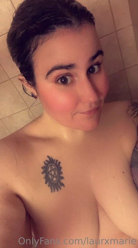 babe brunette onlyfans beautiful naked photo