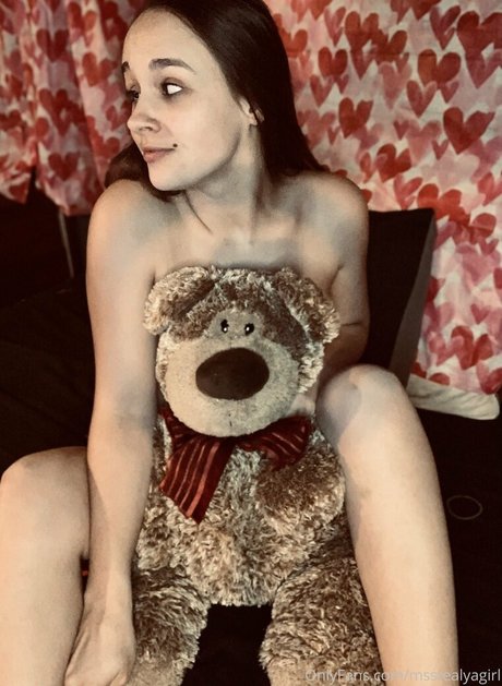 msstealyagirl best model images