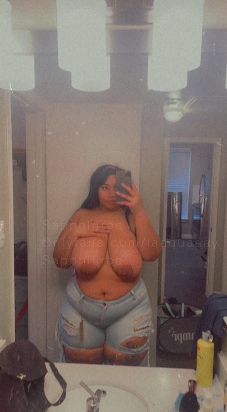 sapphiiireee model nude images