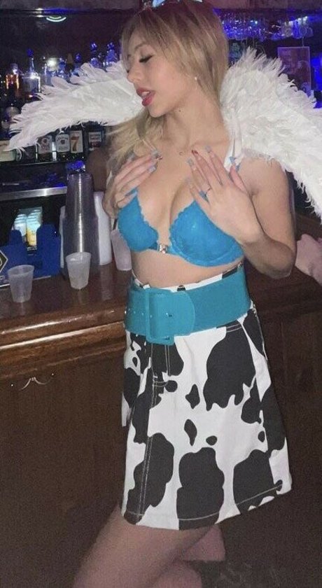 Glossyjocie art actress pics