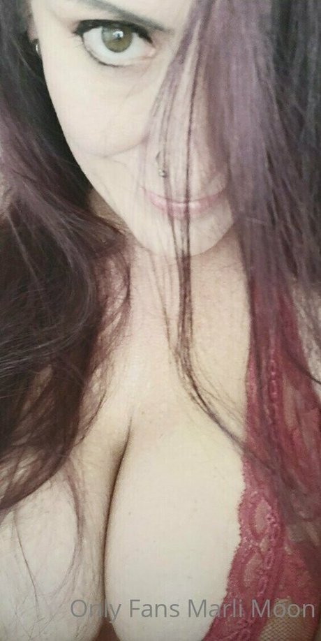 hairy teen pussy onlyfans naked photo