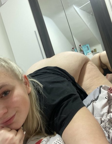 bootyassgirl Quick photo