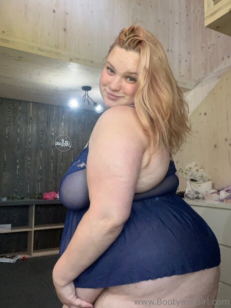 bootyassgirl star free pic