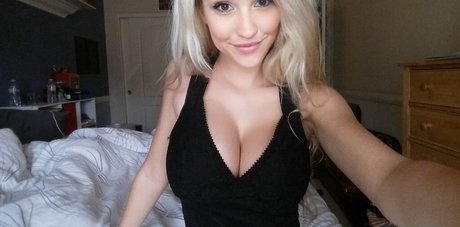 Jessica Blondet model xxx image