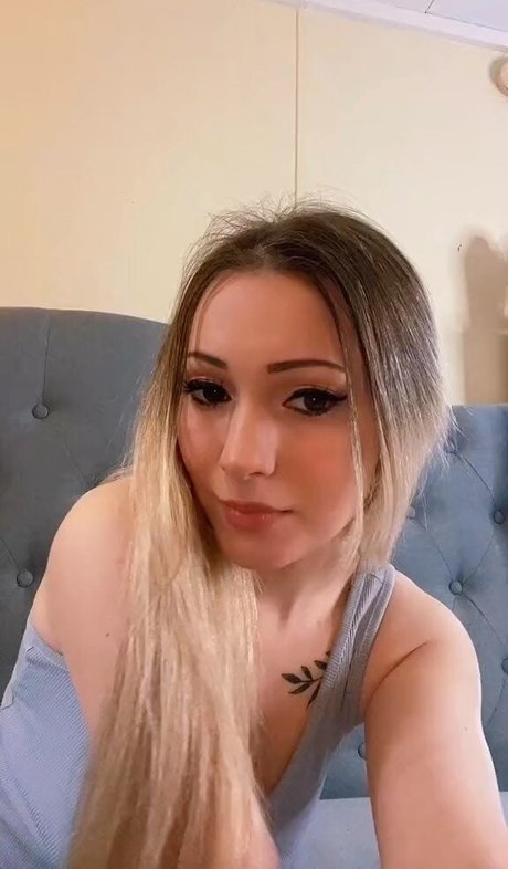 Little Momma free star pictures