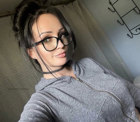 Mila Moore nice star photo