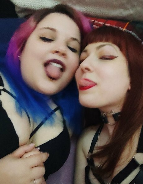 nihilistbabe naked actress pics