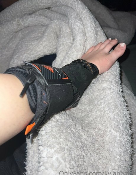 kylabearrr pretty model archive