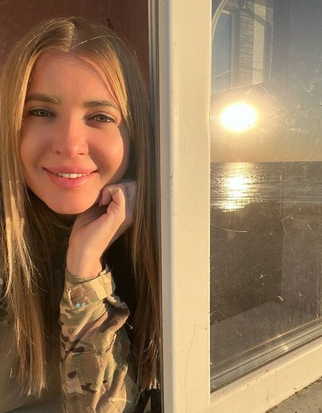 Anna Ilyasova hd actress picture