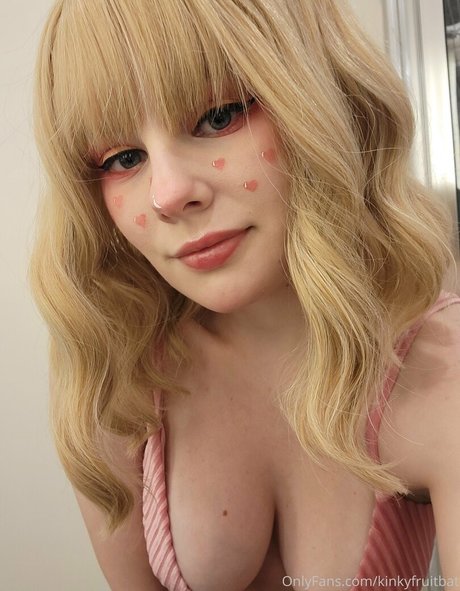 kindlyfruitbat model img