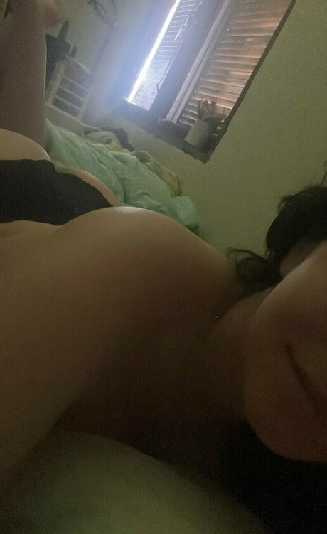 nahnahXD pornstar pretty images