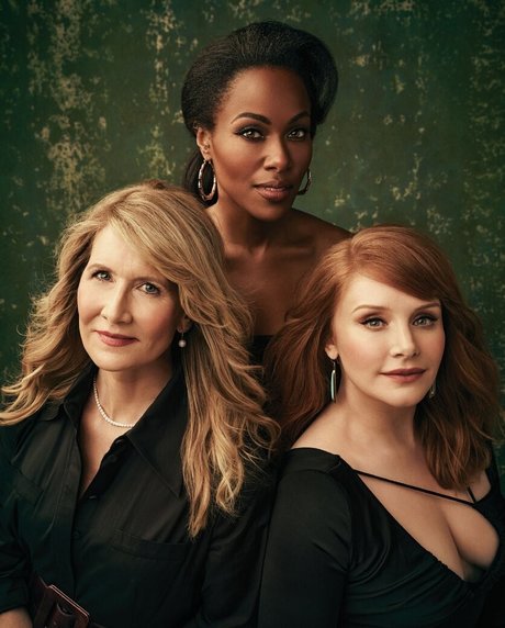 Bryce Dallas Howard nice star images