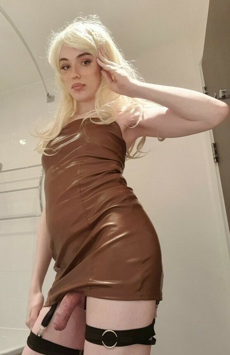 lexxiraus hot model picture