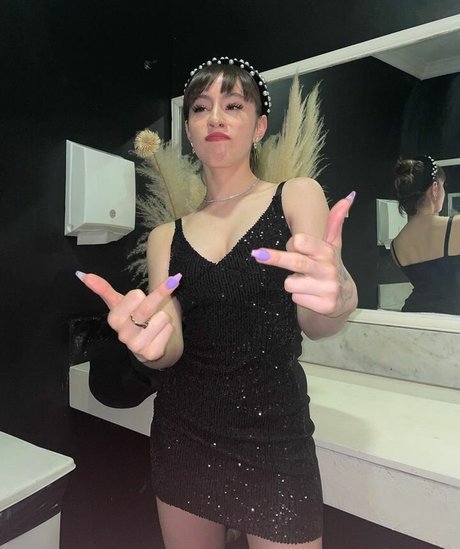 Oriana Kane erotic model photo