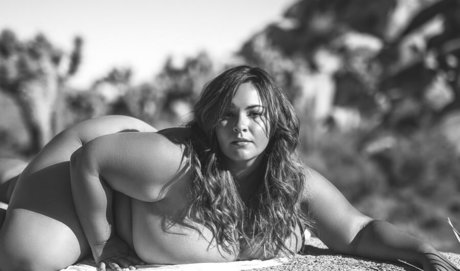 Nicole Denise Johansson star pretty pic