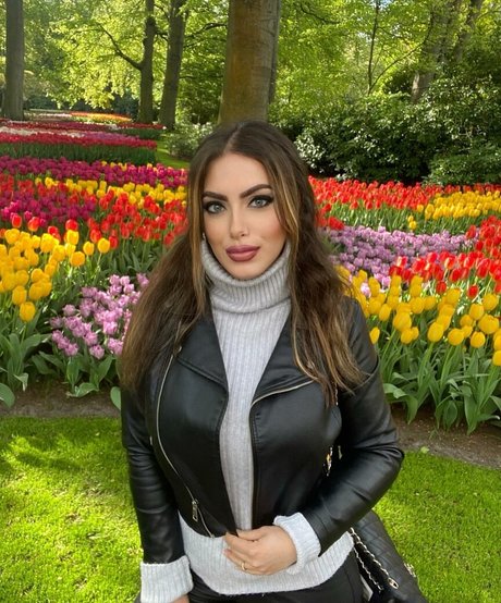 Ylenia Bevelacqua pornstar best images