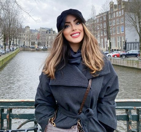 Ylenia Bevelacqua star naked img